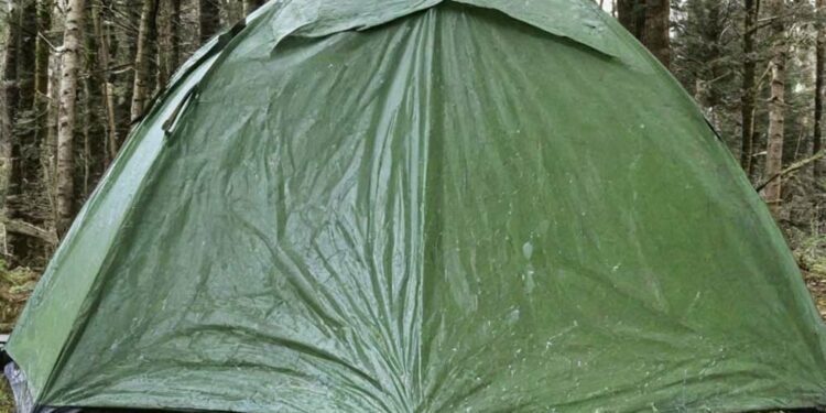 Imprägniertes Zelt (NF)