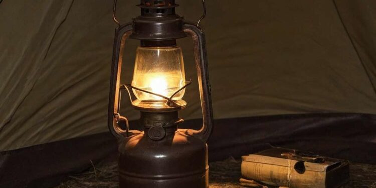 Petroleumlampe für Camping (NF)