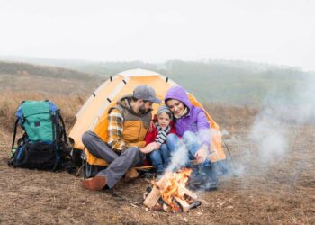 Leichtes 3 Personen Zelt (depositphotos.com)